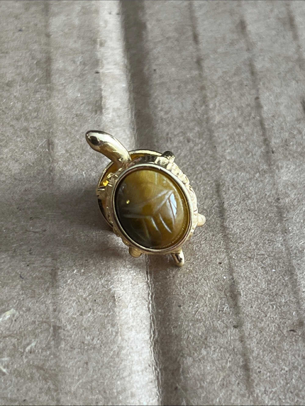 Vintage Ballou redg  Turtle pin with Brown Tiger's Eye Cabochon,signed